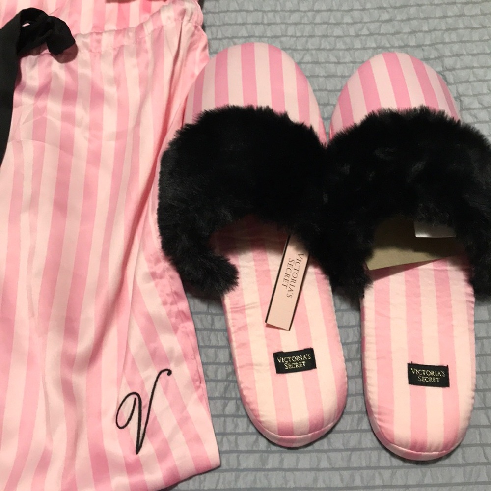 Victoria secret slipper